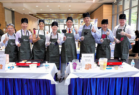 Duke-NUS brings back its annual Deans’ Pancake Breakfast for a flipping good cause